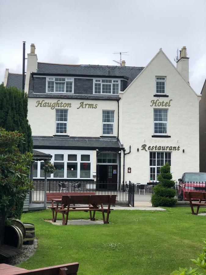 Haughton Arms Hotel Alford  Екстериор снимка