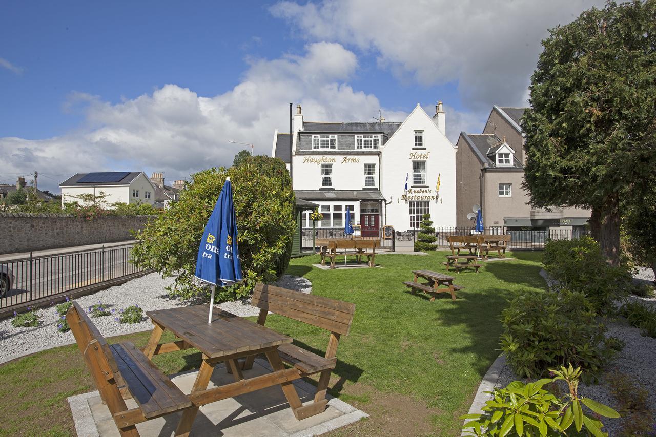 Haughton Arms Hotel Alford  Екстериор снимка